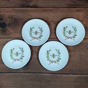 Set of 4 Small Dessert Plates Bee Laurel Wreath Design White Ribbed Edge